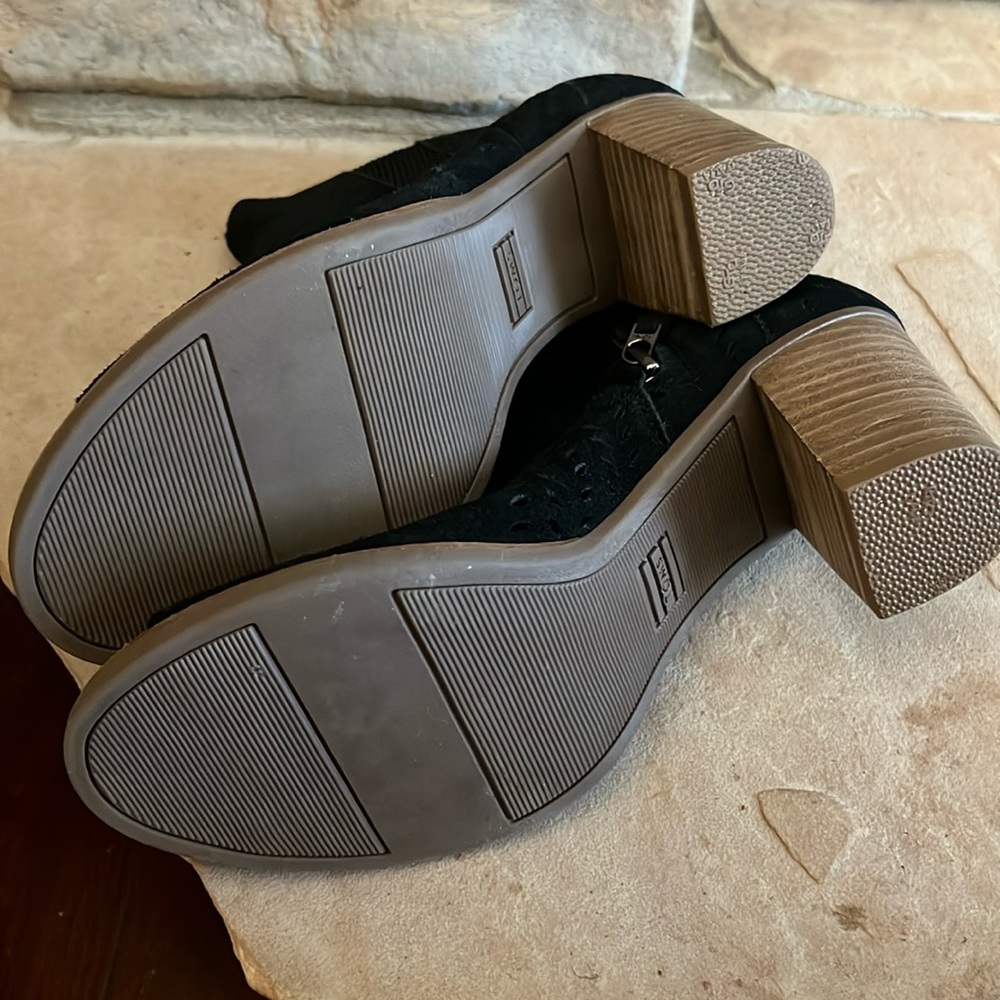 TOMS Majorca Leather Heeled Sandal - Picture 10 of 10